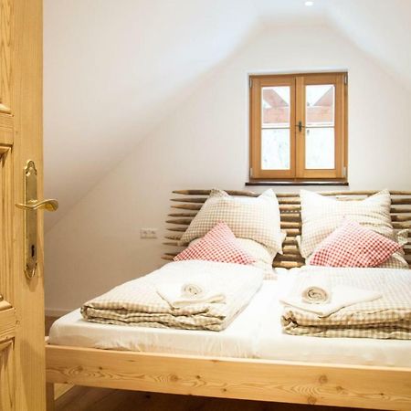 Gesindehaus Villa Diemlern Bagian luar foto